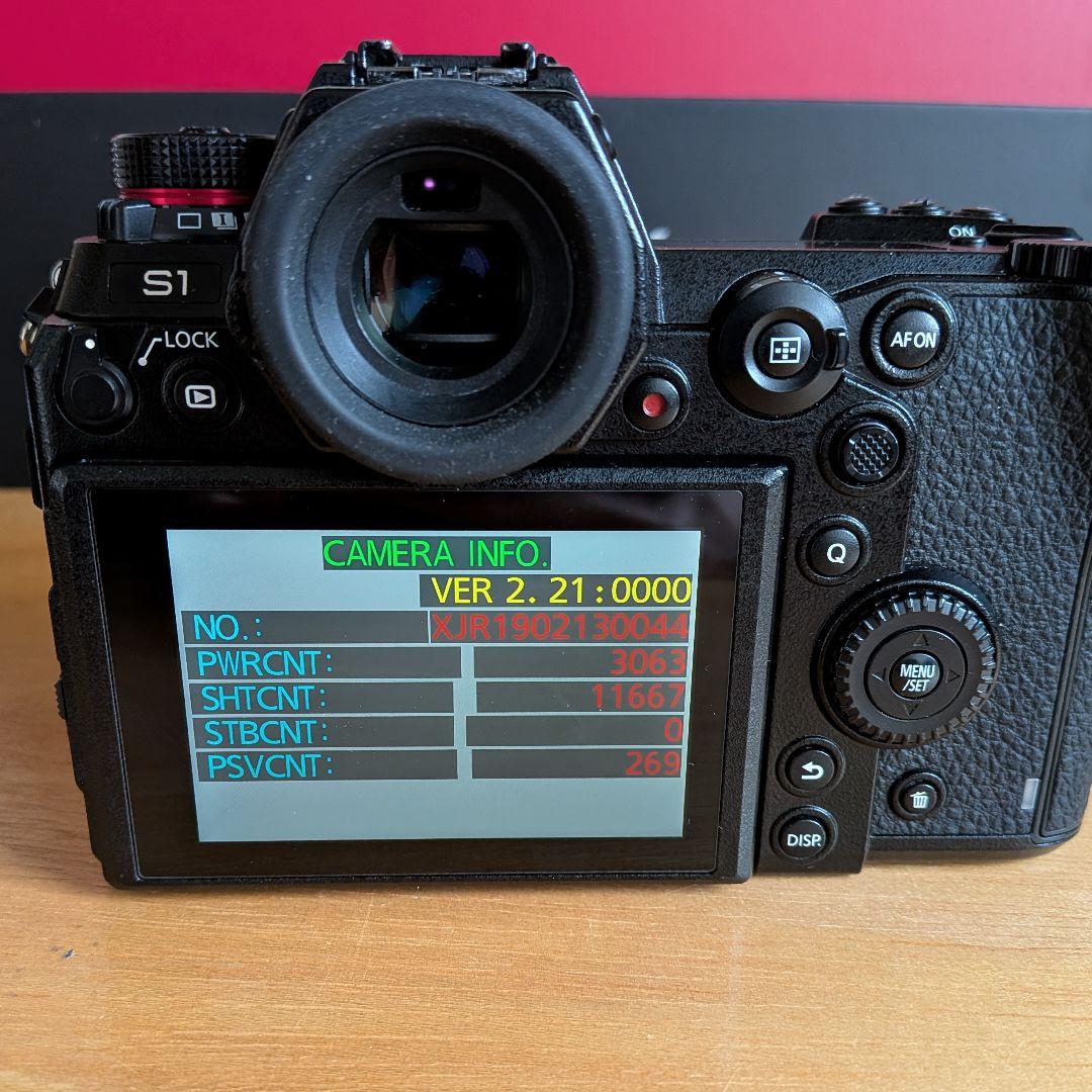 フルサイズ一眼 LUMIX S1 有償アップデート済 バッテリー3個 難あり