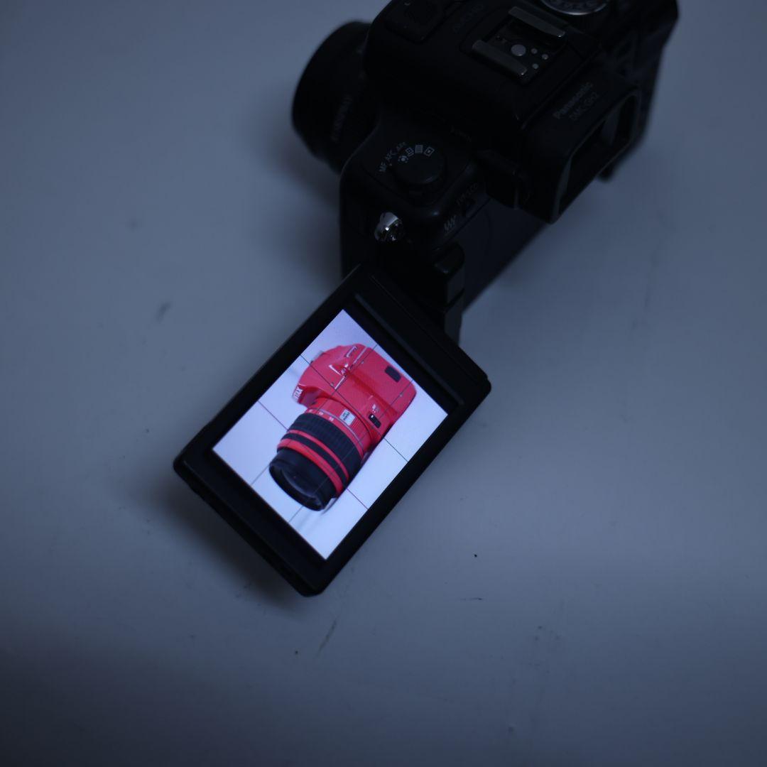 スマホ転送可　Panasonic　Lumix GH2　単焦点レンズ付き