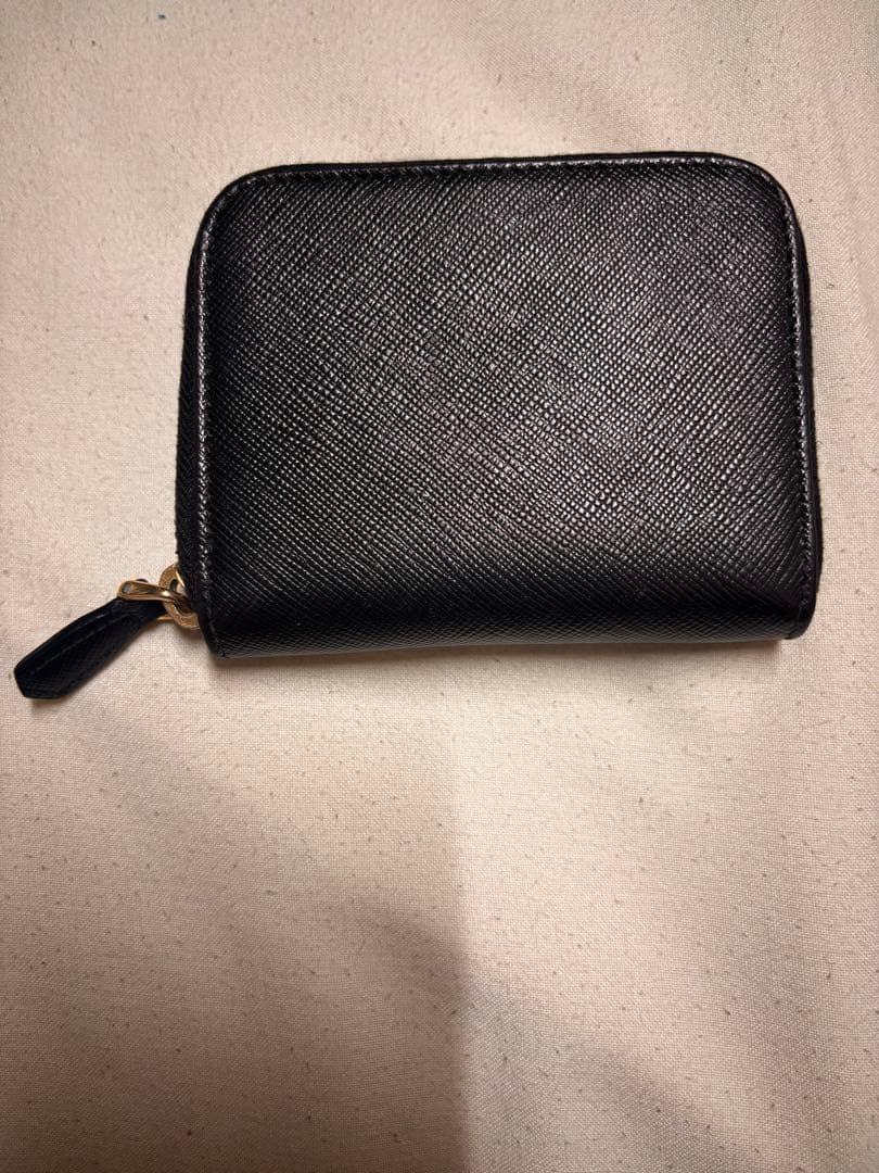 PRADA サフィアーノレザー ケース ブラック
