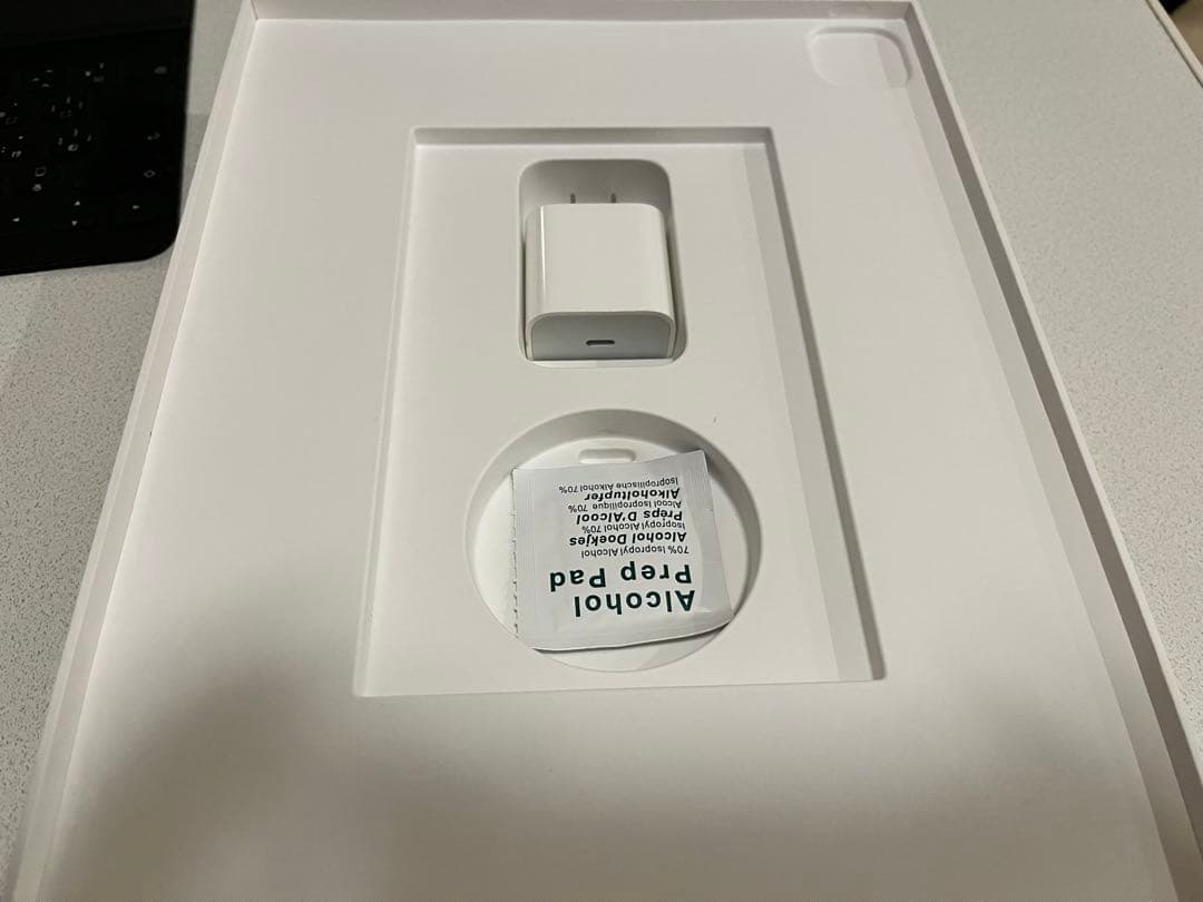 iPad Pro 12.9インチ 1 TB+ Keyboard セット