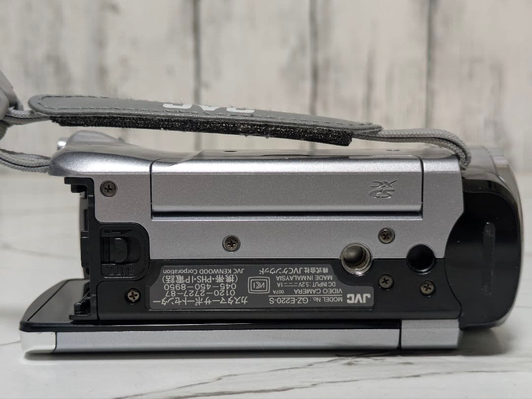 JVC　GZ-E220