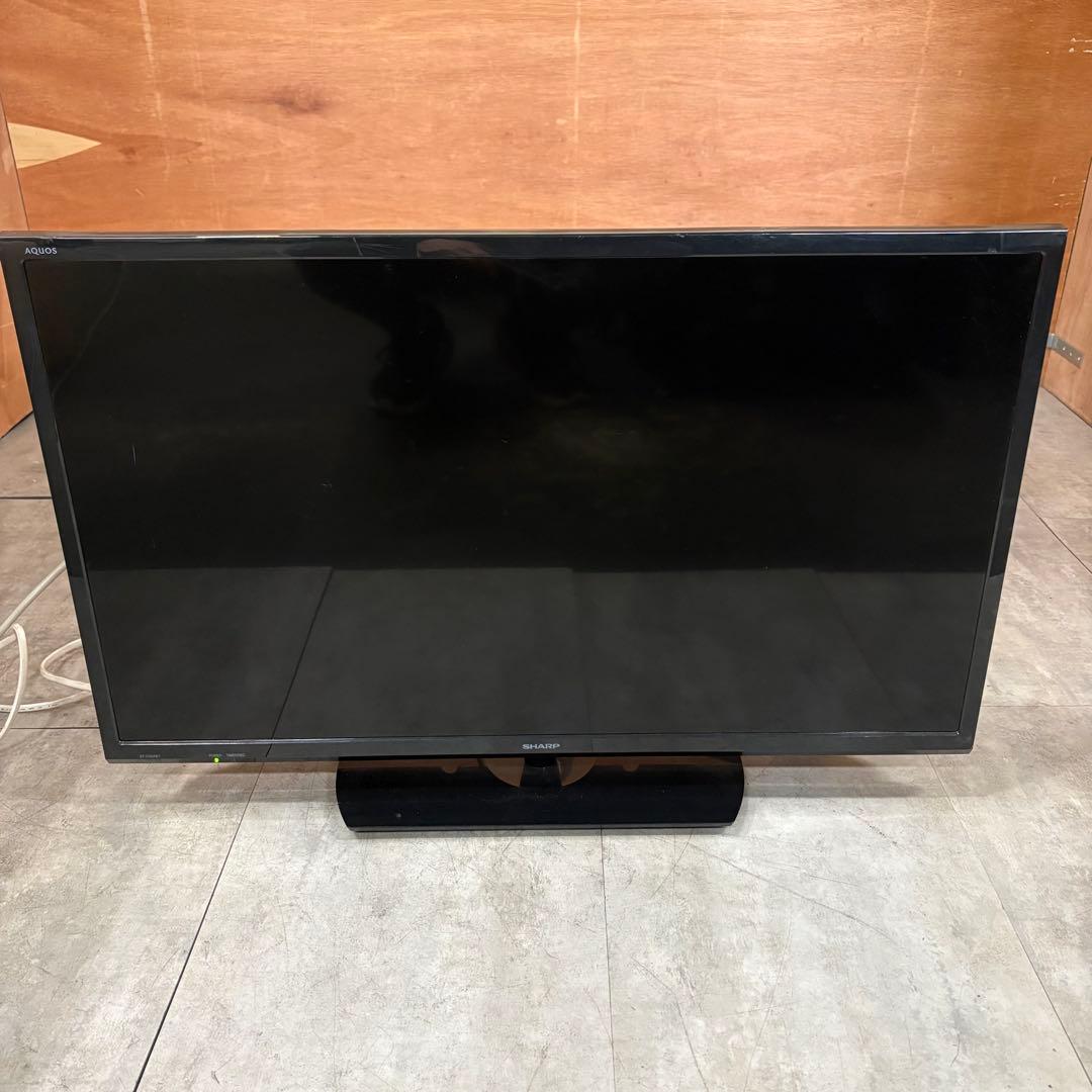 一都三県限定　配送無料　ハイビジョン液晶テレビ　SHARP 2020年32インチ