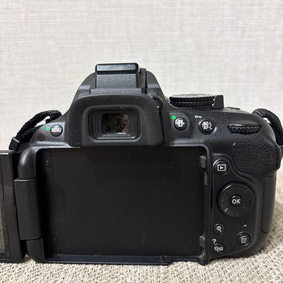 Nikon d5200 ダブルズームキット