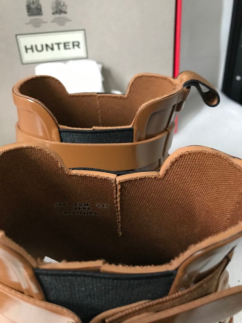 HUNTER ラバーブーツ　リファインド グロス キルテッド チェルシー