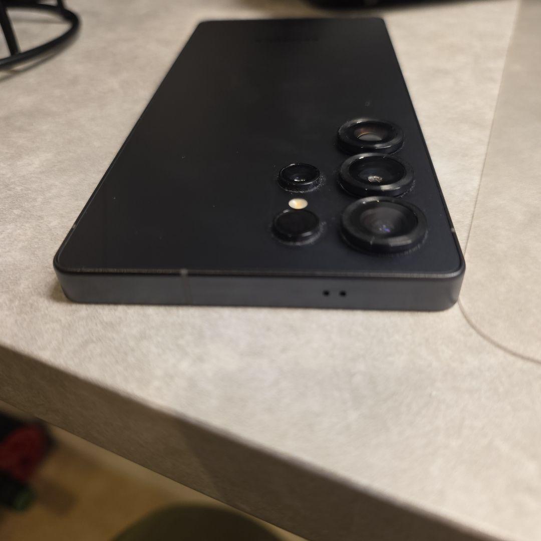 国内版Galaxy S25 Ultra 512GB　 ケース付