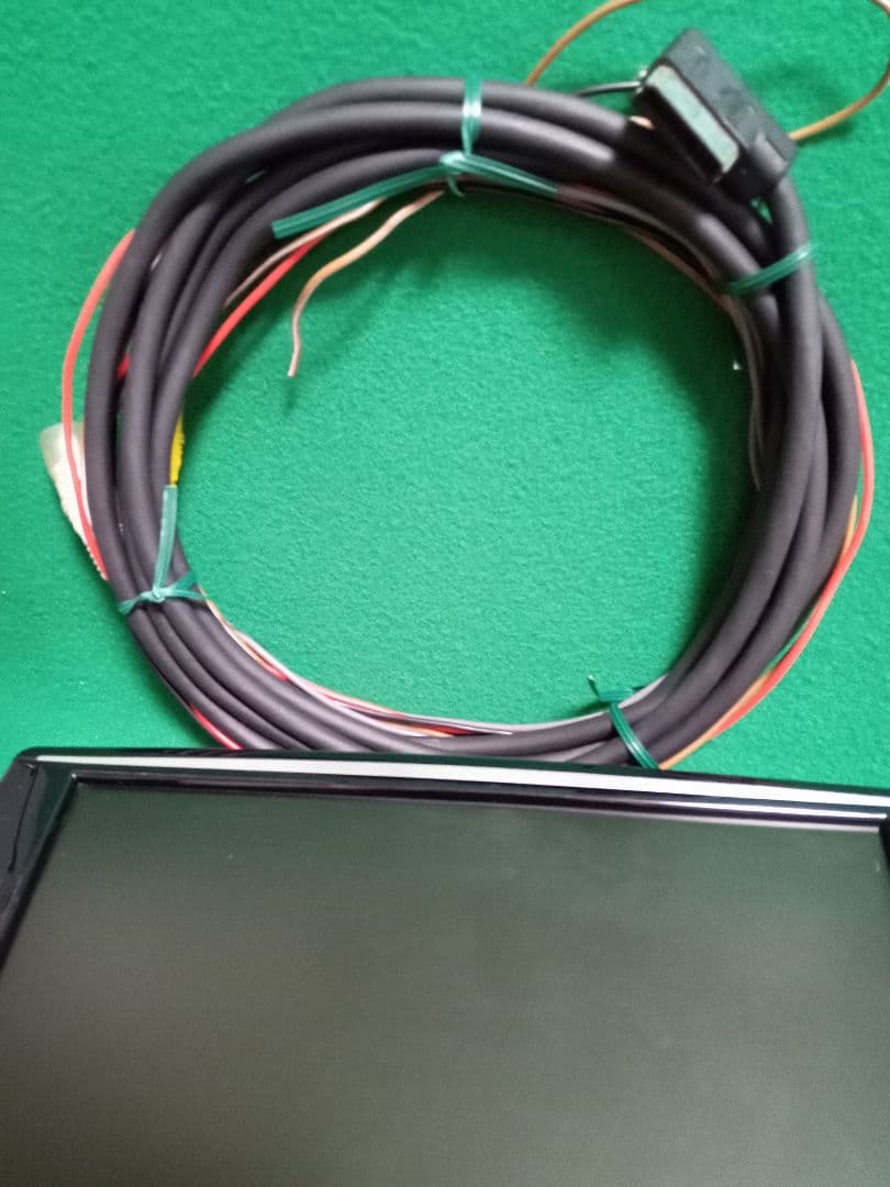 アルパイン8型ナビと9型モニター動作品セット（リヤカメラ付き）