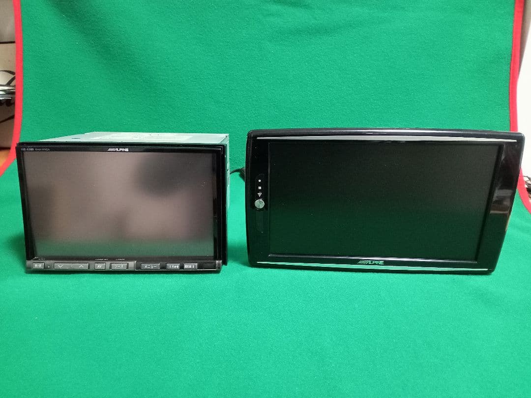アルパイン8型ナビと9型モニター動作品セット（リヤカメラ付き）
