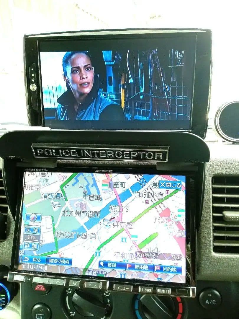 アルパイン8型ナビと9型モニター動作品セット（リヤカメラ付き）