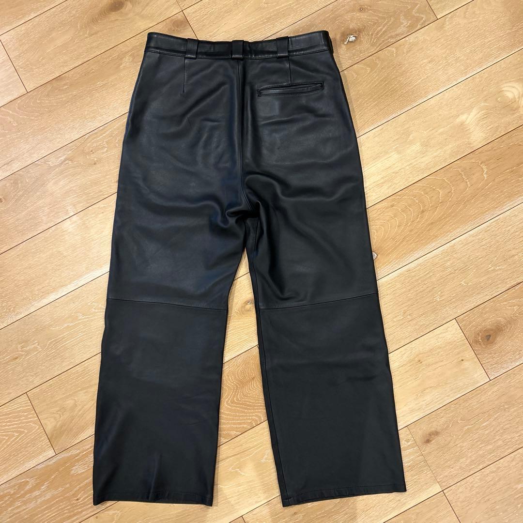 H BEAUTY&YOUTH レザーワイドパンツ