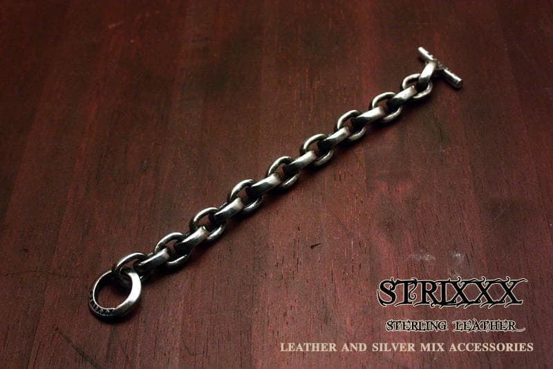 24　フラットあずきブレスレット STRIXXXX