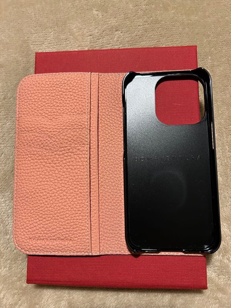 ボナベンチュラ　iphone15Proケースグレージュ✖️コーラル