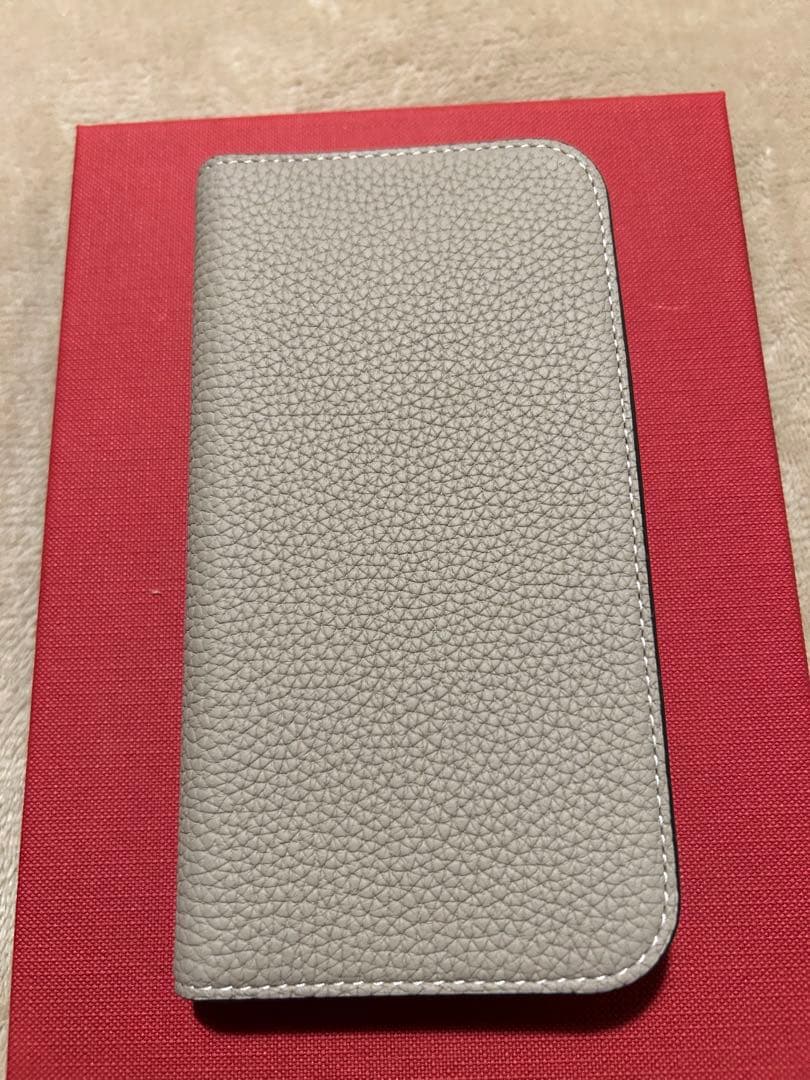 ボナベンチュラ　iphone15Proケースグレージュ✖️コーラル