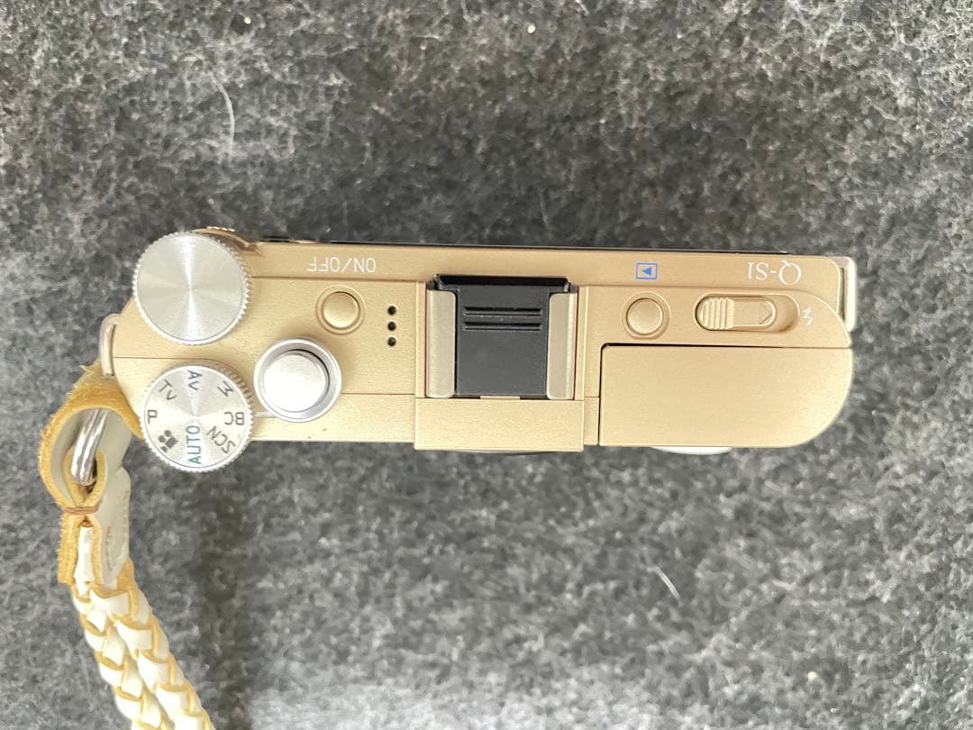 RICOH PENTAX Q-S1 ミラーレスカメラ　ゴールド　レンズ4本セット