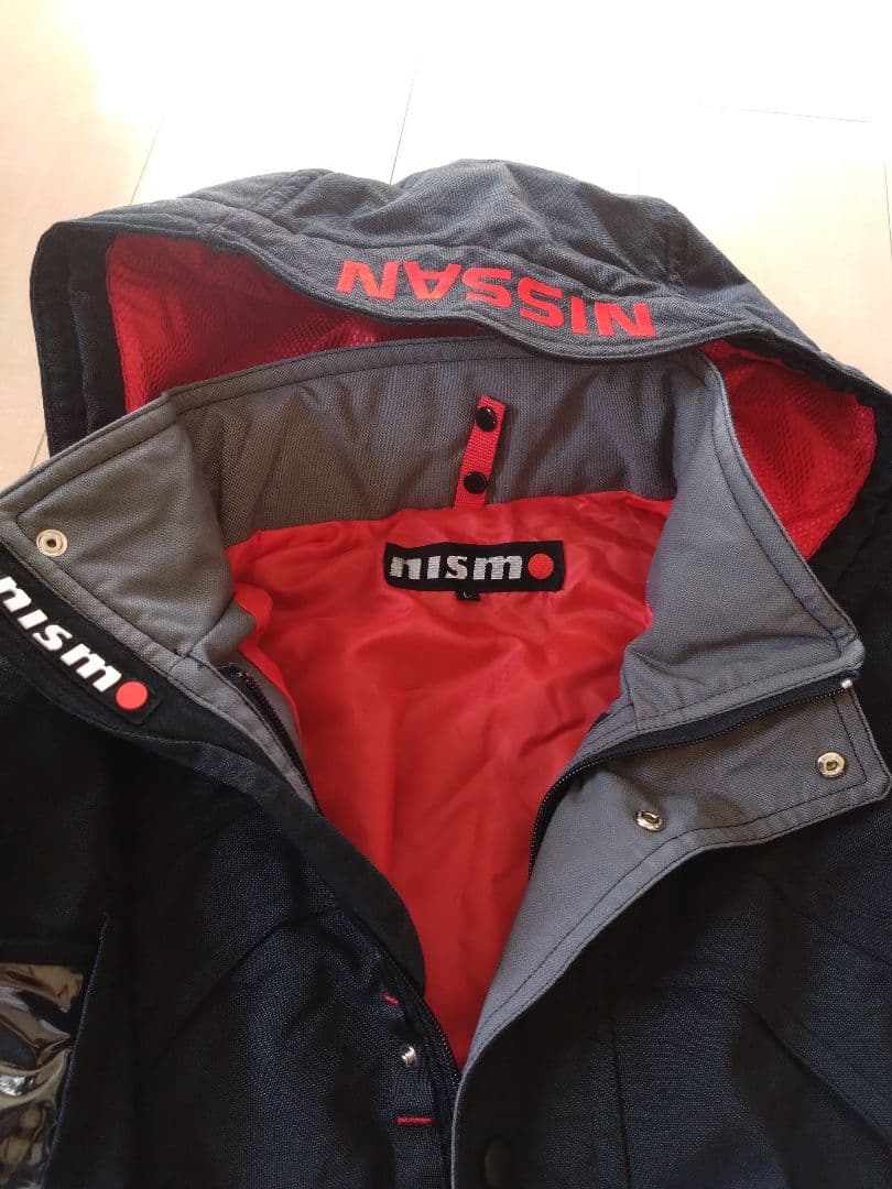 NISSAN NISMO ジャンパー ブラック/レッド