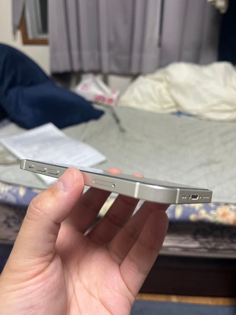 iphone12mini 128gb ホワイト　本体　バッテリー81%