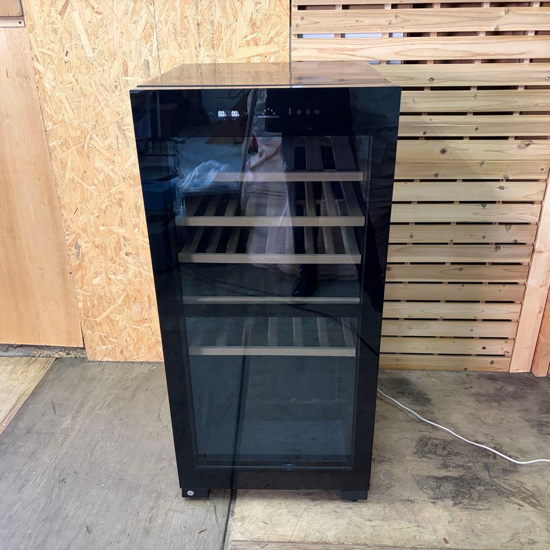 ワインセラー フォルスター デュアル FJN-210G 82本 温度2段階