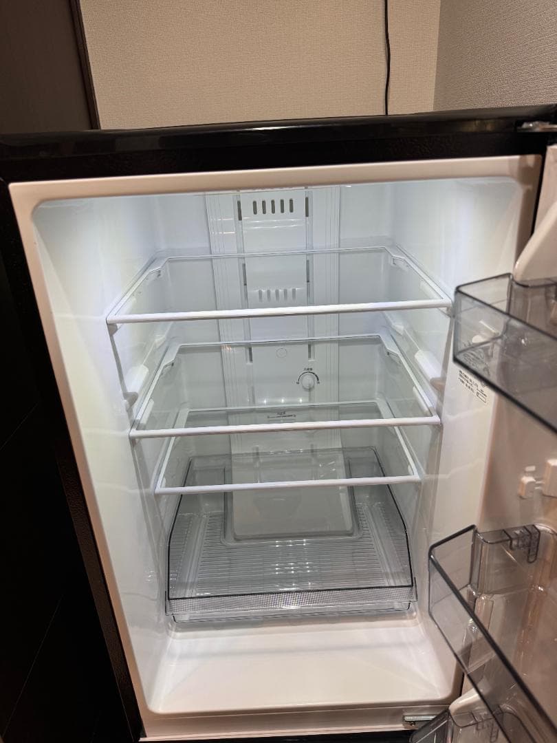 TOSHIBA ブラック冷蔵庫 153L