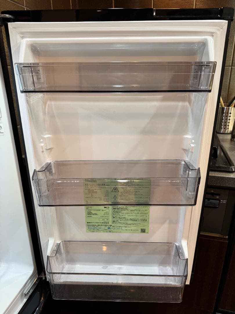 TOSHIBA ブラック冷蔵庫 153L