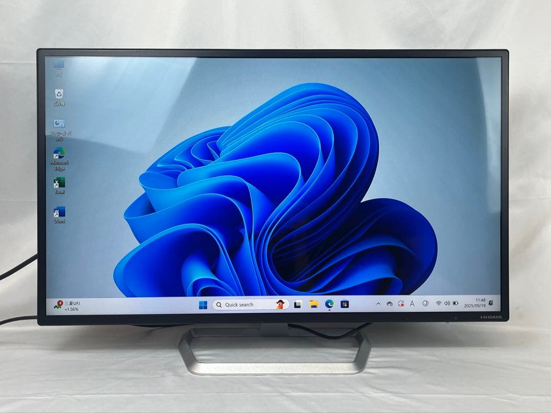 IODATA DF321XDB 31.5インチモニター　内蔵スピーカー有り