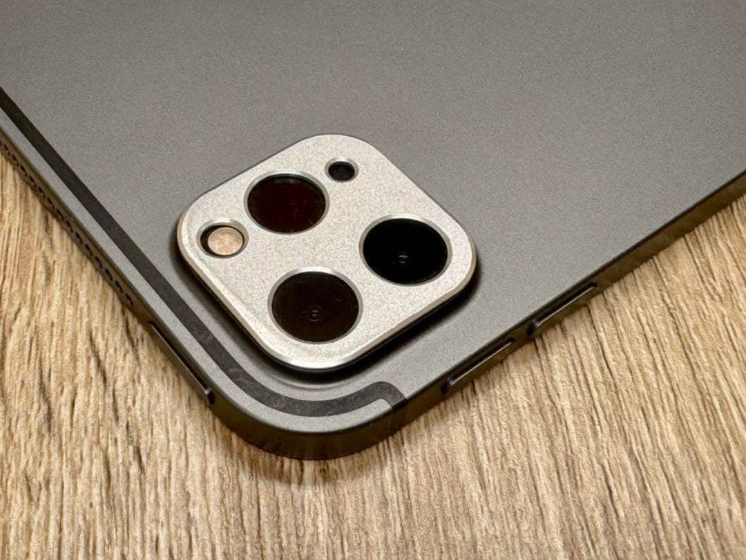 セルラー 第4世代 iPad Pro 12.9インチ スペースグレー