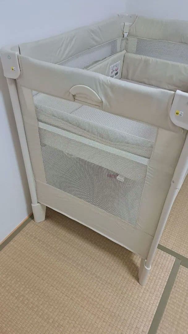 Aprica ベビーベッド　ココネルエアー　ミルクホワイト