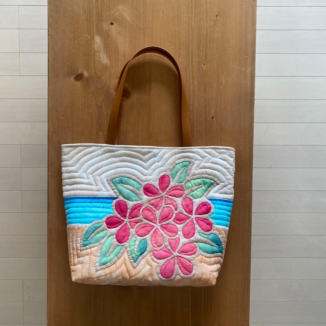 ハワイアンキルト◆トートバッグ◆プルメリア◆ハンドメイド