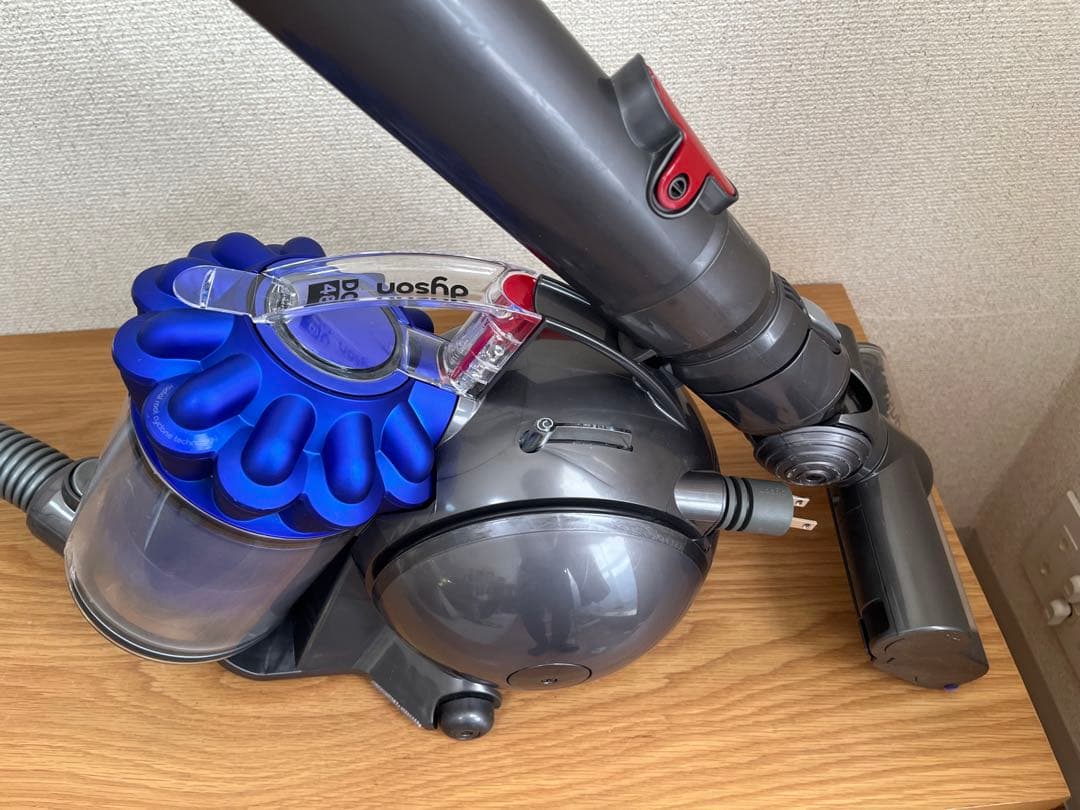 ダイソン 電気掃除機 DC48 【消毒/清掃/動作確認済】