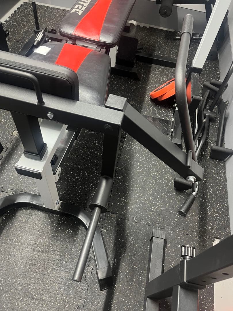 アイロテック　マルチポジションベンチ用 ペックフライアタッチメント