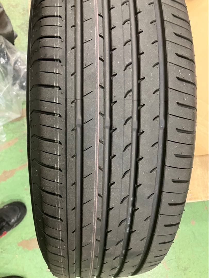 きむひと 新品未使用‼️アルファード 40系トヨタ純正ホイール新品タイヤ4本