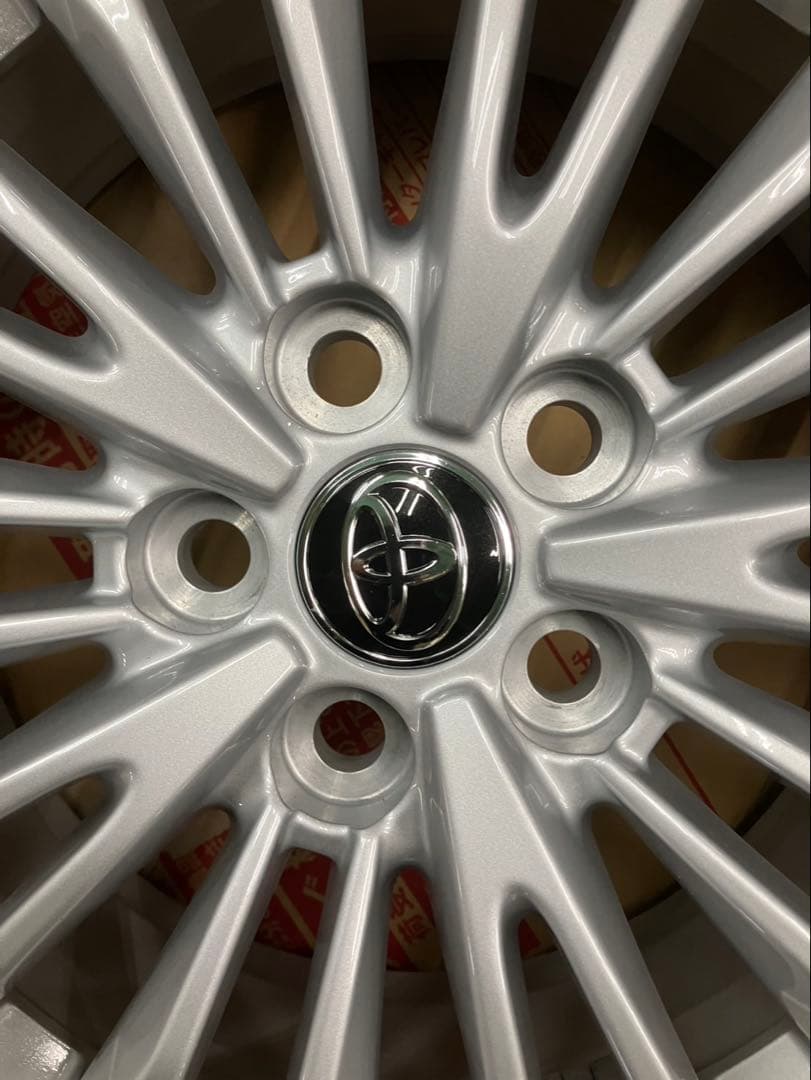 きむひと 新品未使用‼️アルファード 40系トヨタ純正ホイール新品タイヤ4本