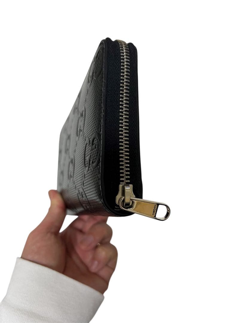 グッチ　財布　サイフ　ウォレット　エンボス　ロング