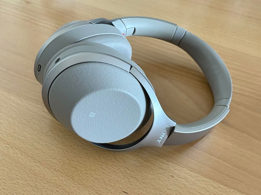 Sony WH-1000XM2 ワイヤレスヘッドホン