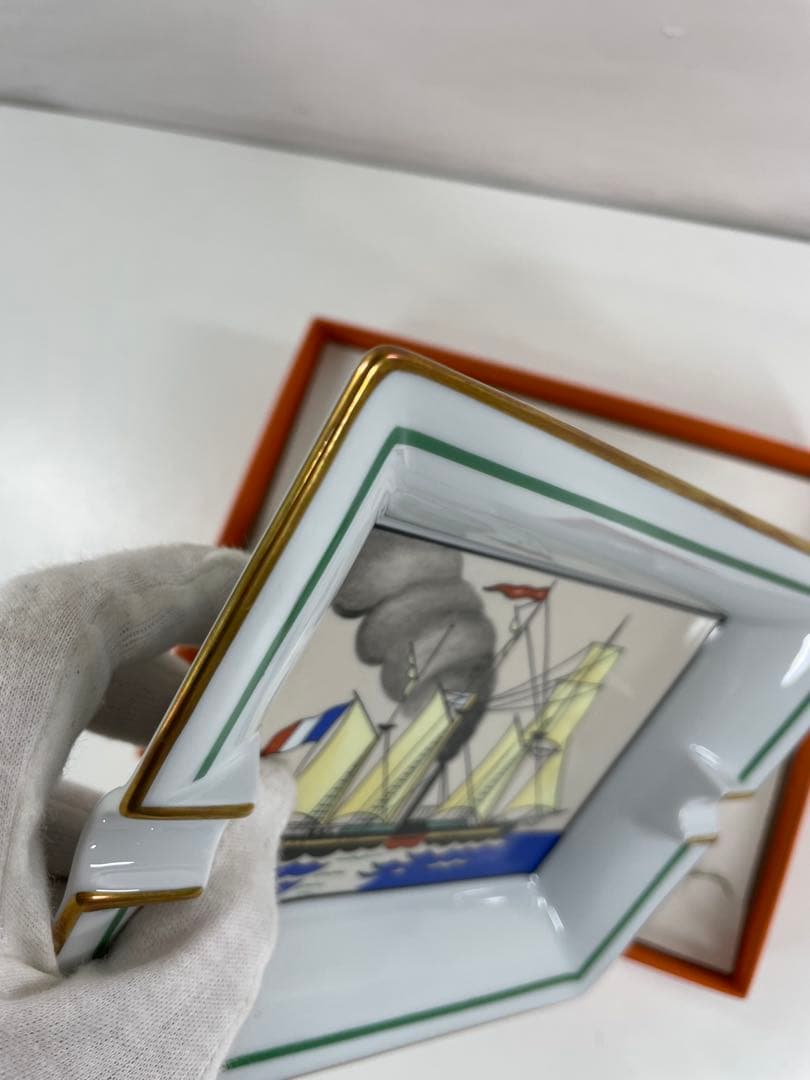 HERMES 帆船デザイン 置き型灰皿 陶磁器製