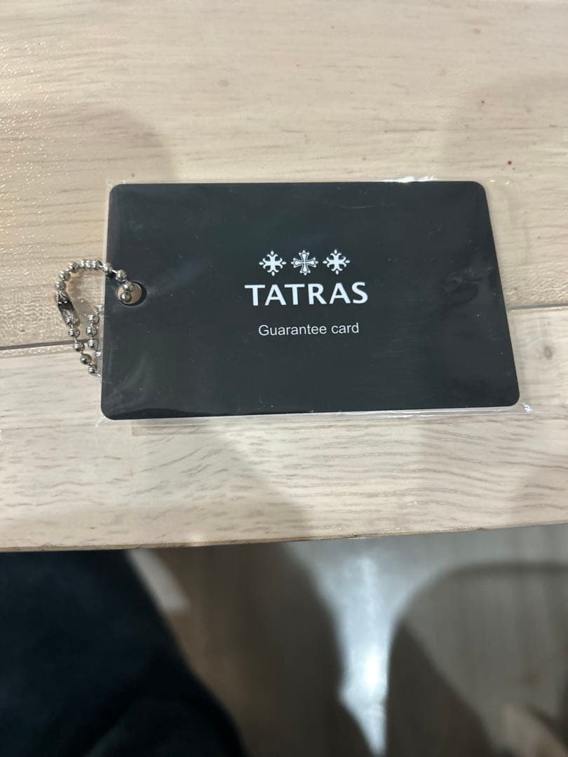 TＡTＲＡＳダウンジャケット　ほぼ未使用品