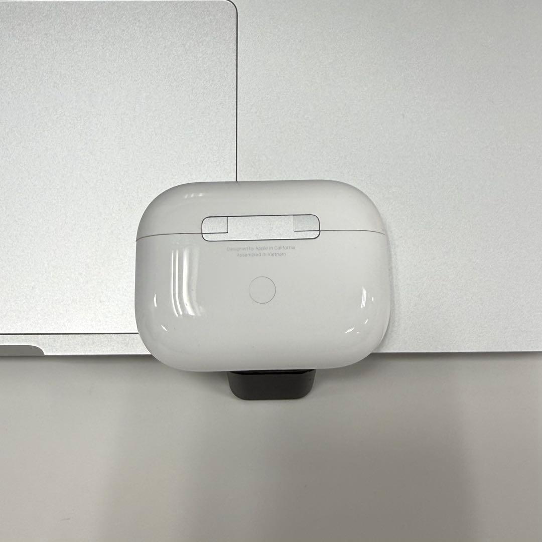 Apple AirPods Pro 第1世代　消毒清掃済　本体　イヤホン　両耳