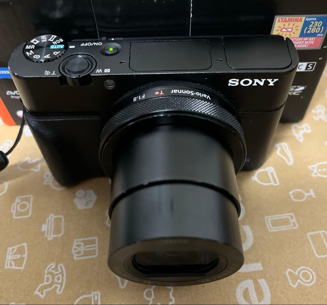 ソニー　サイバーショット　Sony DSC-RX100M4