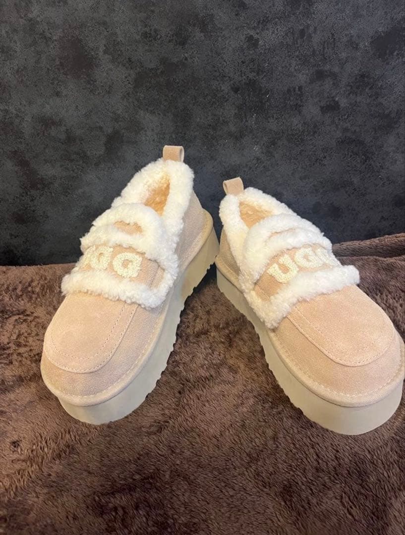 UGG アグ　ベージュ 厚底 25cm