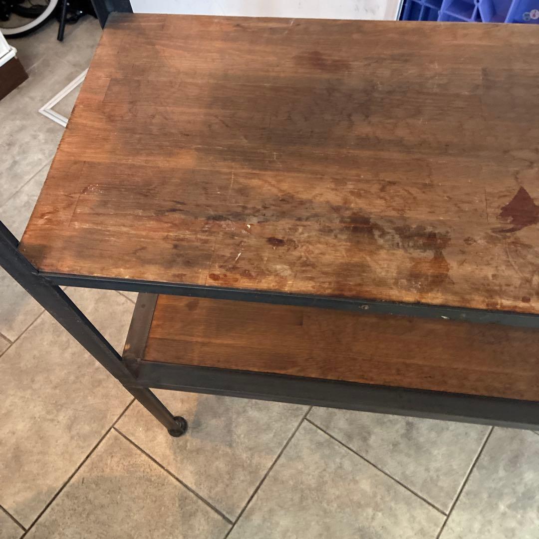 オープンシェルフ 木製と金属製