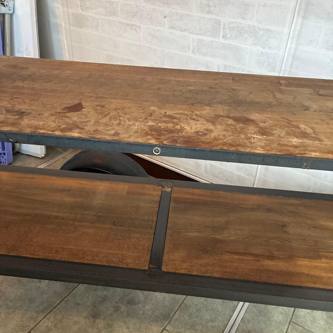 オープンシェルフ 木製と金属製