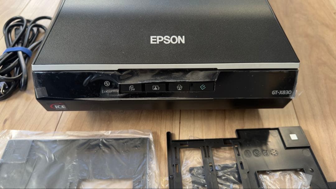 EPSON GT-X830 フラットベッドスキャナー A4