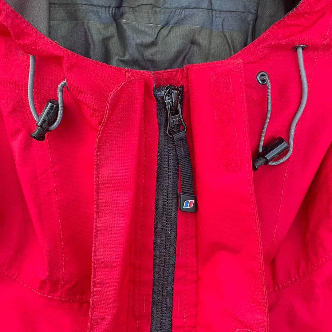 Berghaus GORE-TEX ハードシェルジャケット サイズ14