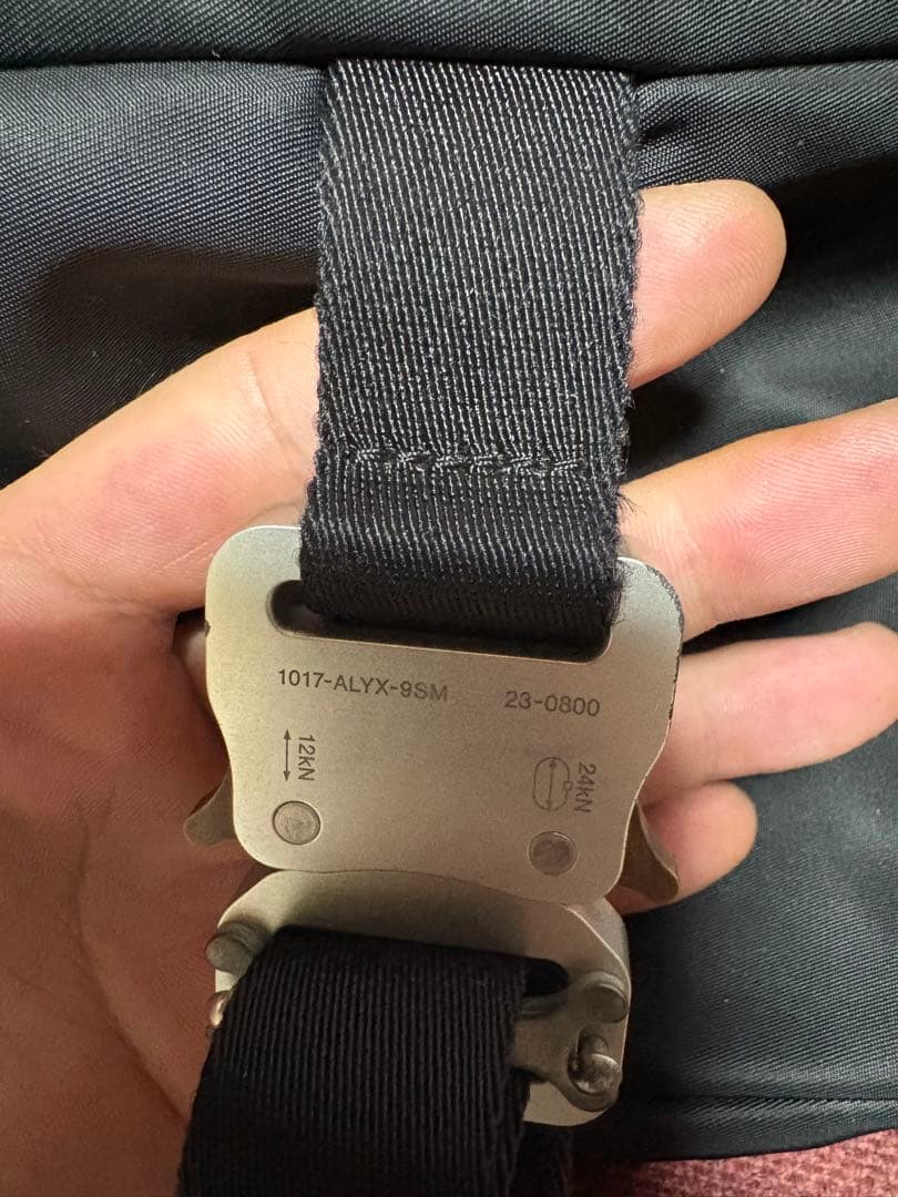 1017 ALYX 9SM ボディバッグ　化粧袋あり