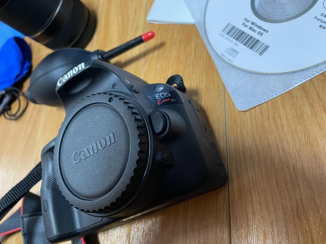 Canon EOS Kiss X7 [デジタル一眼レフカメラ] +レンズ+α