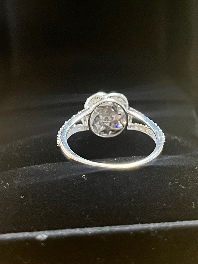 お花　ダイヤ　K18 WG 鑑別書付