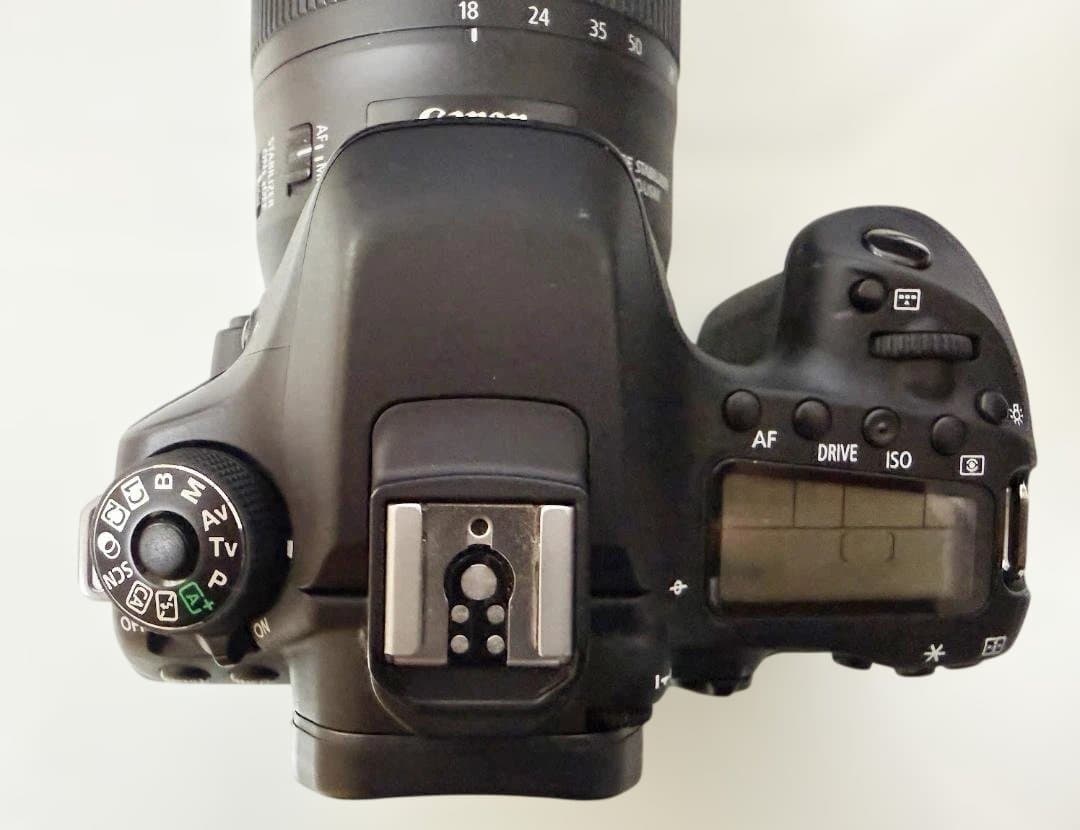 ★美品、ショット数少★Canon EOS 80D EF-S 18-135mm,