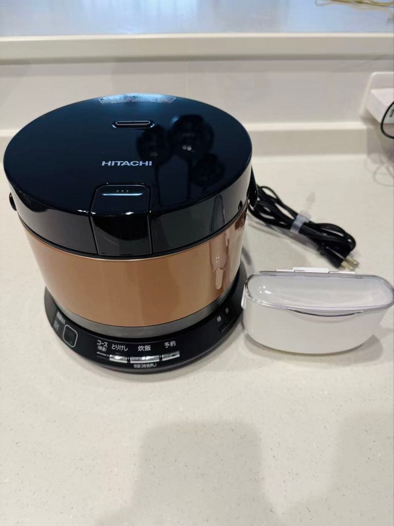 日立 IH炊飯器 RZ-TS202M炊飯器 ブロンズゴールド 2016年製