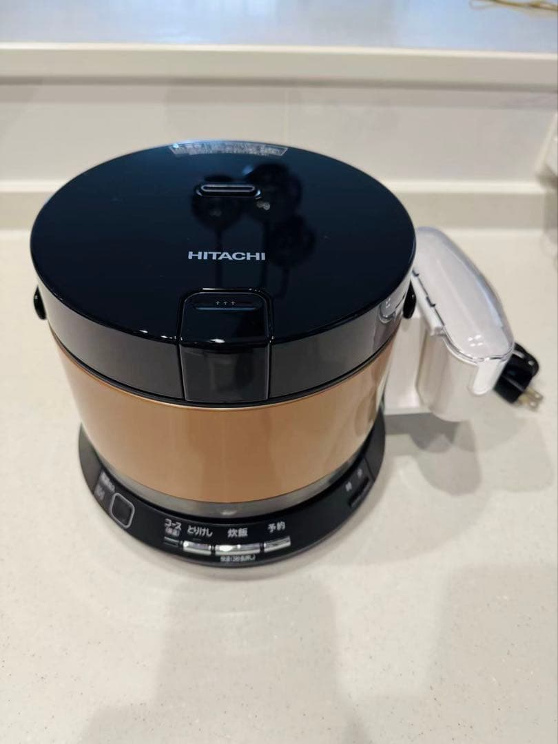 日立 IH炊飯器 RZ-TS202M炊飯器 ブロンズゴールド 2016年製