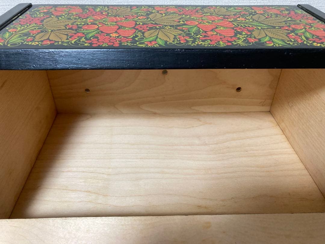 ロシア雑貨☆伝統工芸ホフロマ塗り収納ケース木製箱bread boxマトリョーシカ