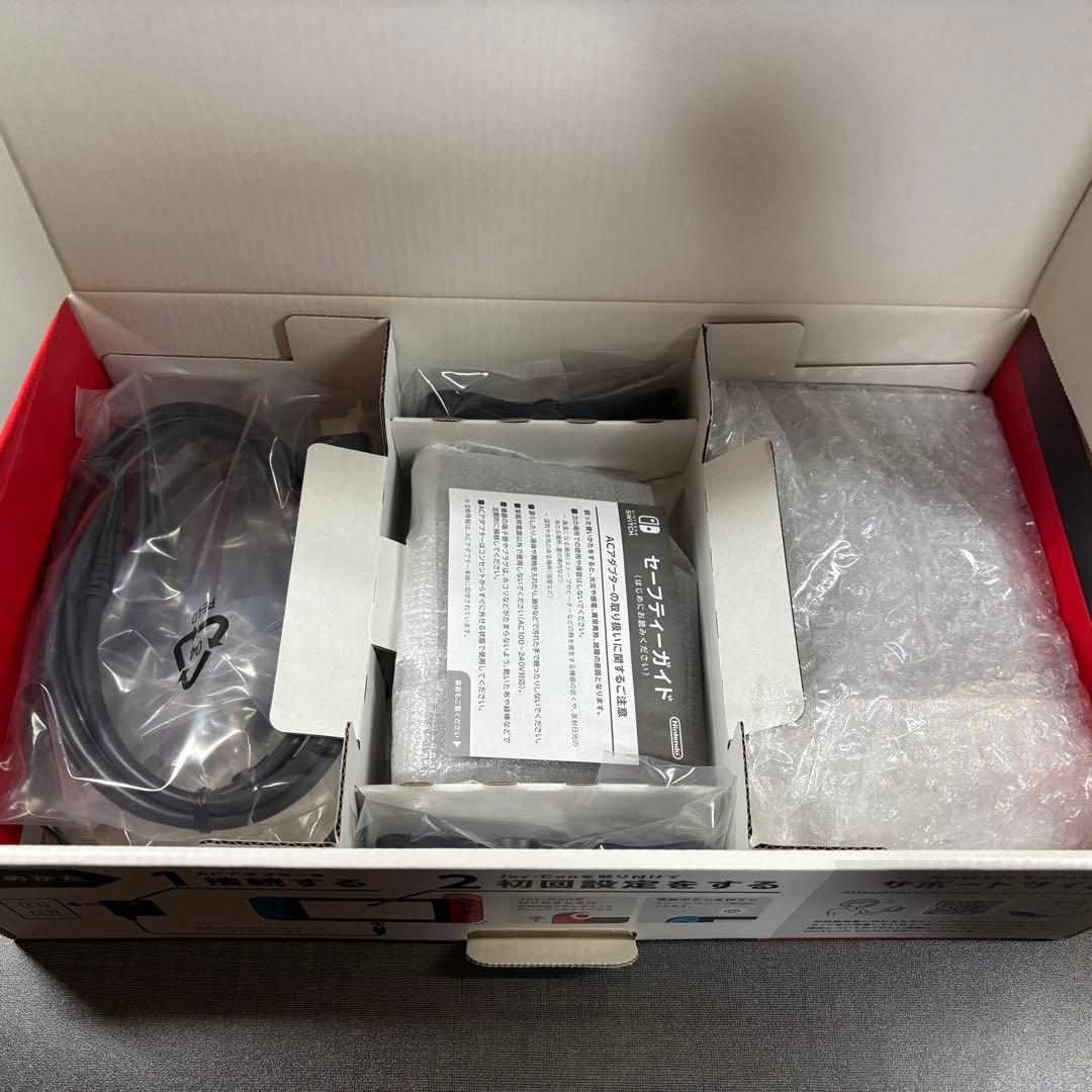 Nintendo Switch　本体　任天堂　バッテリー強化版