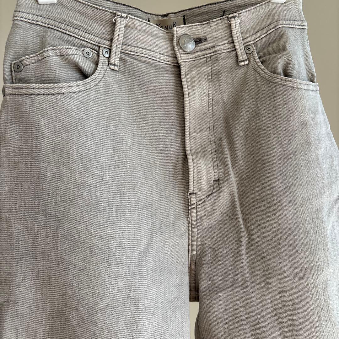 パンツ yanuk Lea 26